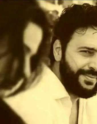 #BuGünlerdeGeçer
"Bir çok şeyin yalan olduğunu söylediler. içilen sigaraların , kesilen saçların , gidilen yolların."🍁🌹