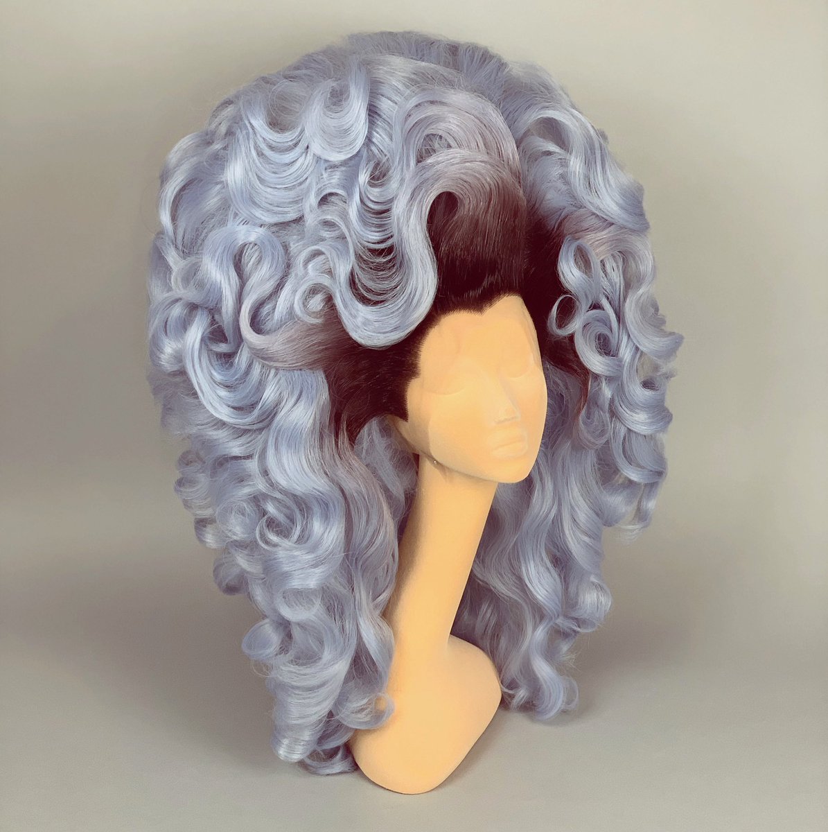 Wig Chapel tweet media