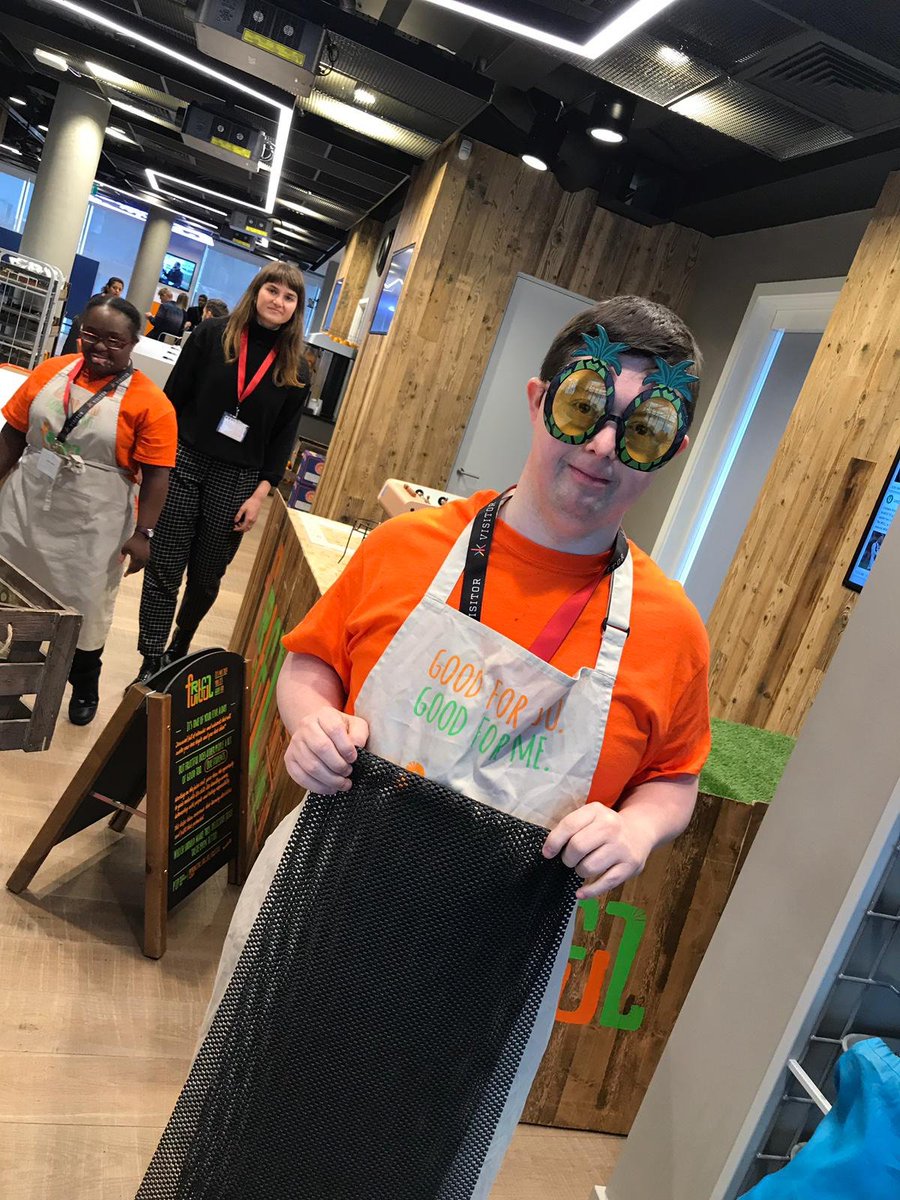 PIPLDN's tweet photo. A big day working at our @Fruitful_PIP pop up stall at @KindredGroup offices today didn't stop Danny from keeping up with his healthy eating goals! #LearningDisabilities #Charity #BeLikePiP https://t.co/TcnSVFoKMa
Want to book Fruitful for your workplace? https://t.co/o01q2np3Zn https://t.co/8ZxVMTbwq1