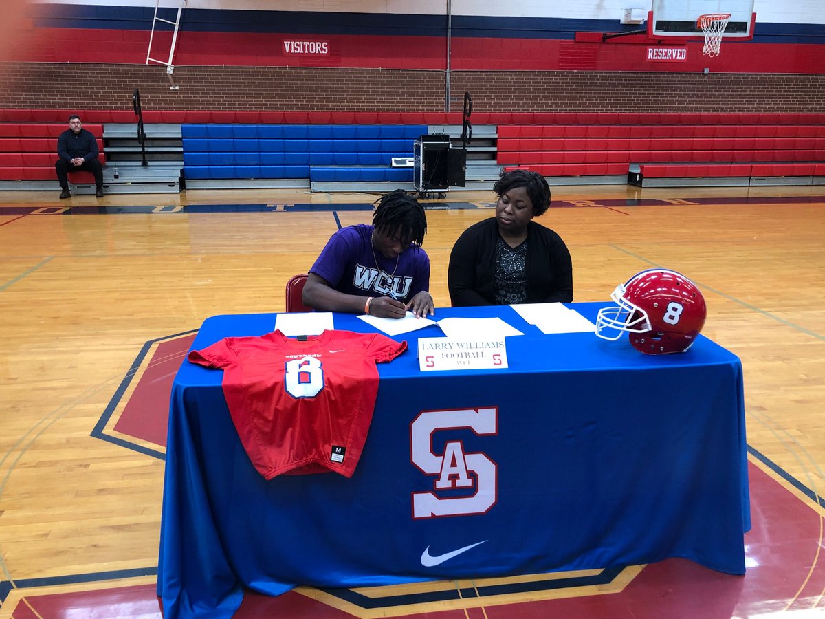 Shout out to @larrywilliams__ for signing to play college football at @WCU. So proud of you! @CoachSpeir is getting a great 1. Continue to do great things. #SAHS #WheeFamily