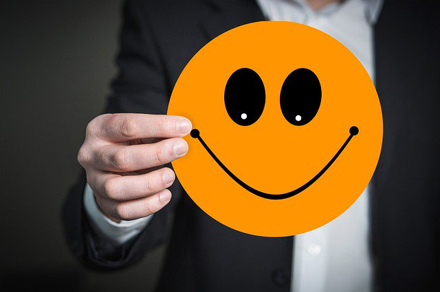jcmeister's tweet image. 17% of workers who quit a new job within the first six months of hiring said, "a smile from a co-worker might have made all the difference!" @Forbes #AI #EmployeeExperience #AI4HR #HRhttps://bit.ly/2Edp5Df