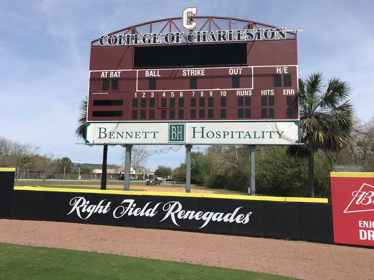 The fence has been cut for the #RightFieldRenegades!
