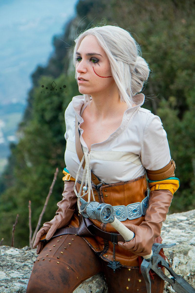 kuroi_Ana_'s tweet photo. When you have been strong for so long, sometimes you just need to be alone and let your tears out.
PH: Alessandro De Falco
#photoshoot #2k19 #ciricosplay #thewitcher3 #cdpred #cosplaying #cosplay #cosplayer #cosplayergirl #Italy #nerdgirl #geekgirl #gamergirl #sandyph #kuroi_ana https://t.co/8vPmmi8ZtG