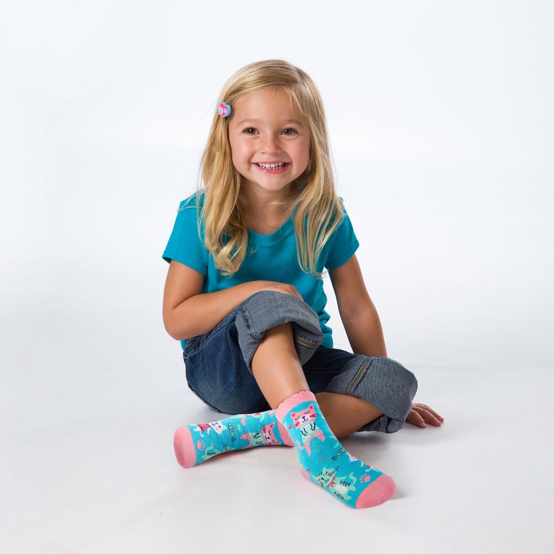 Loving these socks right meow 😻