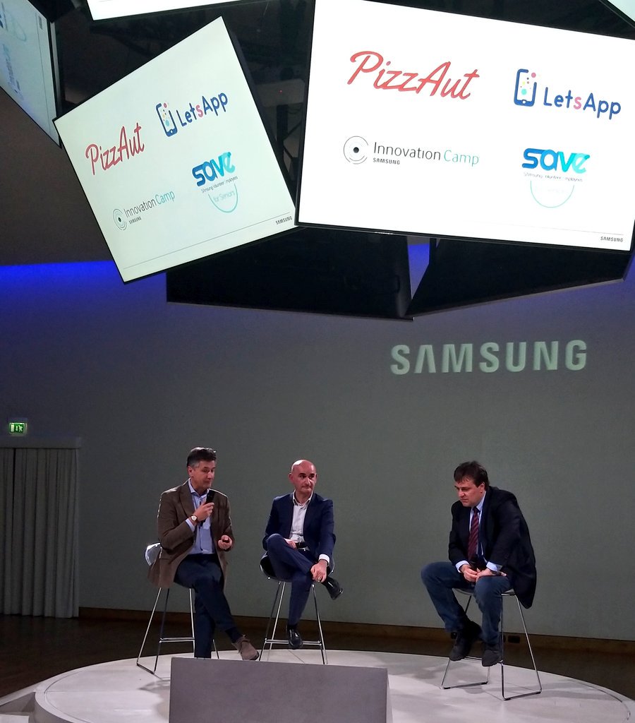 SamsungItalia's tweet image. "La tecnologia non deve essere fine a se stessa, ma deve abilitare ad attività di inclusione: #PizzAut, #LetsApp, #InnovationCamp e #SAVE rispondono a questa esigenza." Mario Levratto, Head of brand marketing di Samsung Italia. #SamsungDigitalWeek @MI_DigitalWeek