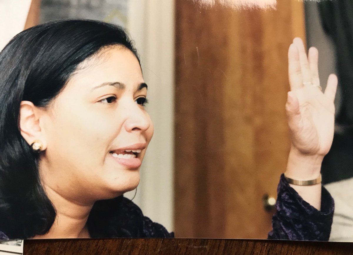 ALDIACEO's tweet photo. This is my first press interview w @MariaQSanchez many, MANY years ago.
@ALDIANews welcomes her back tomorrow to a timely #ALDIATalks at a much comfortable @ALDIANews Room on Market Street W.
(Photos from @ALDIANews Copyrighted Archives;). https://t.co/4QUF8rNeoF