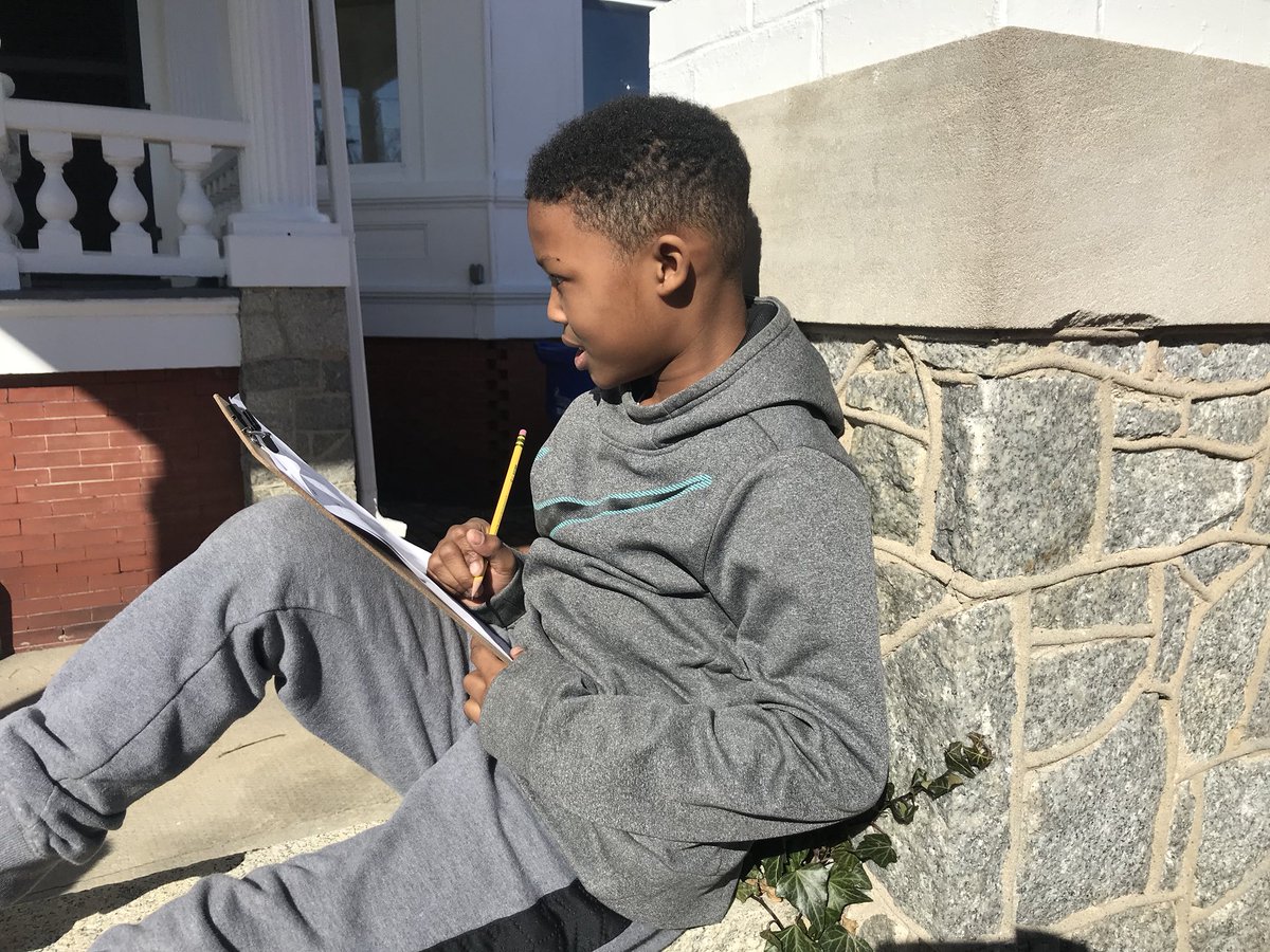 ITRT_DK's tweet image. What fun to be with @CarrsvilleElem 4th graders as they discover that geometry is everywhere! Authentic learning and inquiry makes this #PBL field experience paramount. #IC5Cs @IWCSchools