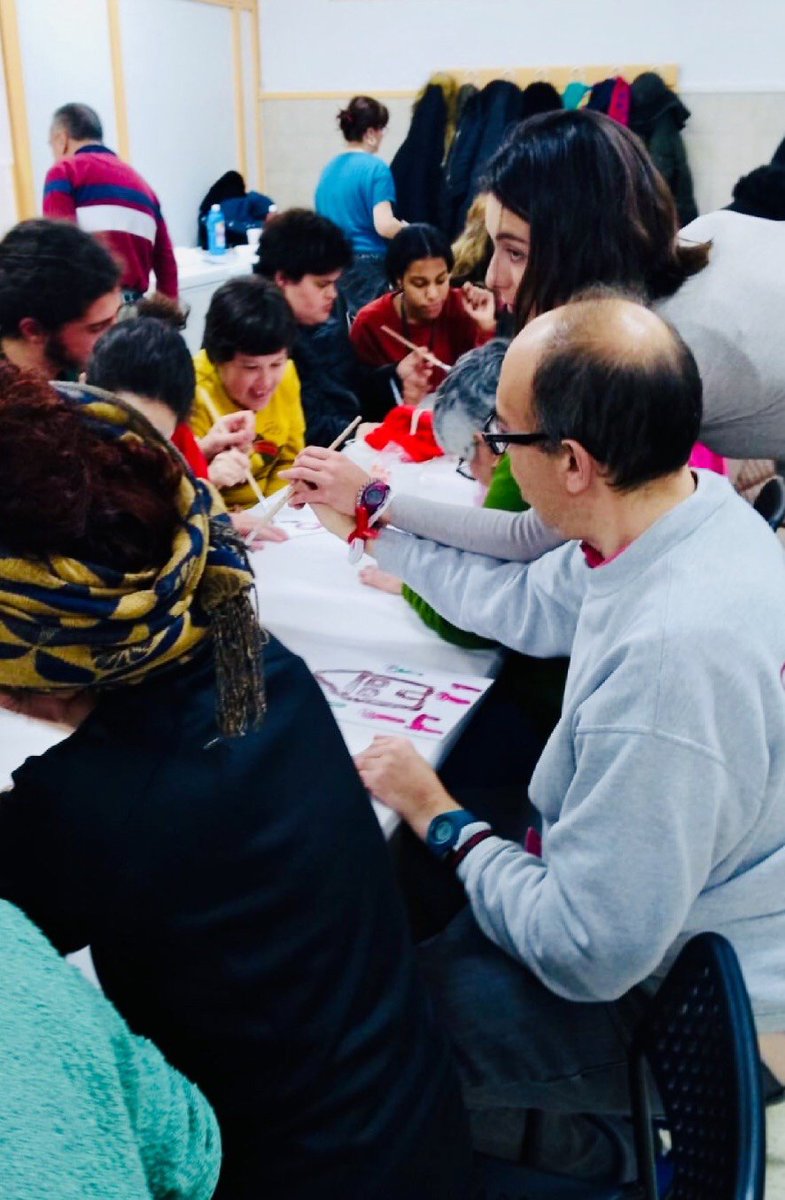 FundacioESMEN's tweet photo. Han vingut a la #LlarresidènciaAlbatros, els #migraTOrs. Un projecte d’intercanvi de joves de diferents països, per crear un espai de reflexió i creació a través del #teatredeloprimit . Moltes gràcies a @utopiabcn per l’experiència!! #diversitatfuncional #inserció #dmtofest2019 https://t.co/nVZtjKboov