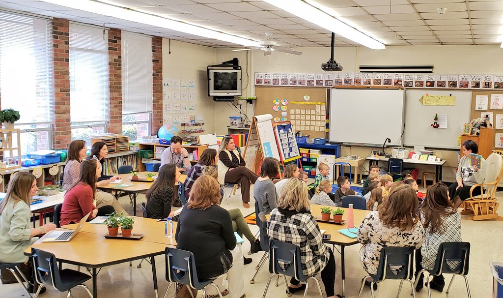 JuliaGoggi's tweet image. Session two of today's Block Play visit from City &amp;amp; Country School. #blockplay #carolinepratt #constructivistlearning  @WPSSicomac @wyckoffschools @iGraceWhite