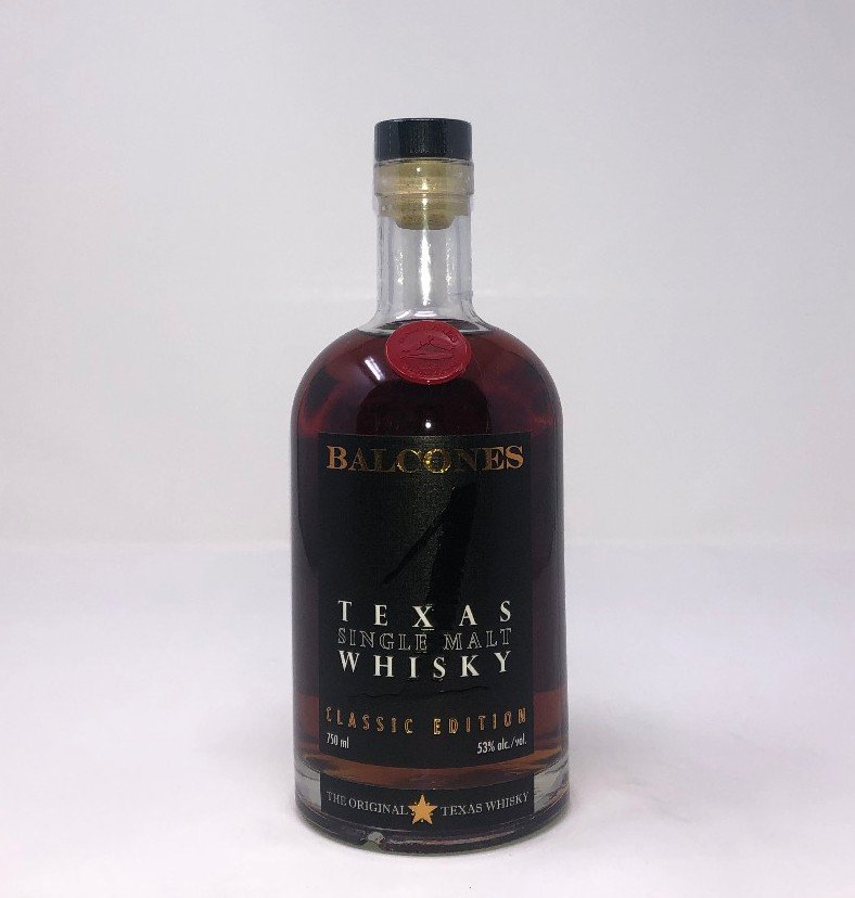 Shots_Box's tweet image. Happy Hump Day! Enjoy this Wednesday's Whisky feature: Balcones Distilling from Waco, Texas. A Single Malt, 106 Proof, with notes of toasted malt, honey, baked pears, apples and a cinnamon and clove finish. Shop our site #whiskygram #whisky #craftwhisky #craftspirits #shotsbox