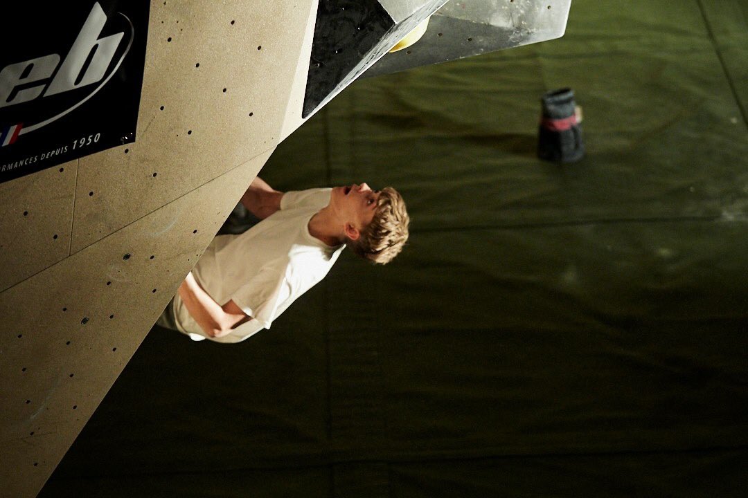 Been pretty busy recently. Managed to take the win at the welsh lead climbing championships for the fifth time. Also had a great time in finals at <a href="/Blokfest/">Blokfest</a> 😜 
<a href="/DepotBirmingham/">Depot Birmingham</a> 
<a href="/BlackDiamond/">Black Diamond</a> 
<a href="/ellis_brigham/">Ellis Brigham</a> 
<a href="/Latticetraining/">Lattice Training</a>