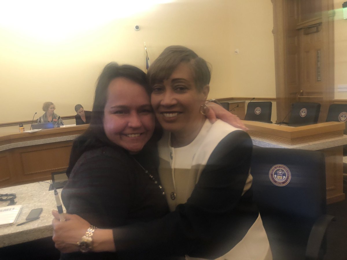 COSenWilliams's tweet photo. Today, the #FAMLIAct passed through committee on a vote of 3-2. We are one step closer to making sure hardworking Coloradans never have to face the impossible choice of family vs. making ends meet. #coleg https://t.co/ATNMqVVom0