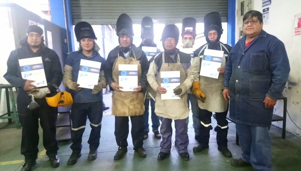secap_ec's tweet photo. En el Centro Múltiple de #Ambato finalizó el curso 'Soldadura Smaw', donde los participantes reforzaron sus habilidades y obtuvieron sus certificados.
#CapacítateConSecap #SecapZonal3 https://t.co/YZ7kvfNyoG