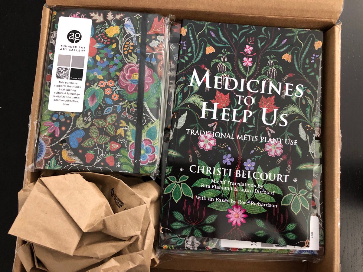A box of @christibelcourt goodies to gift to some lovely people. Journals support the @OnamanCollectiv via @THEAG33