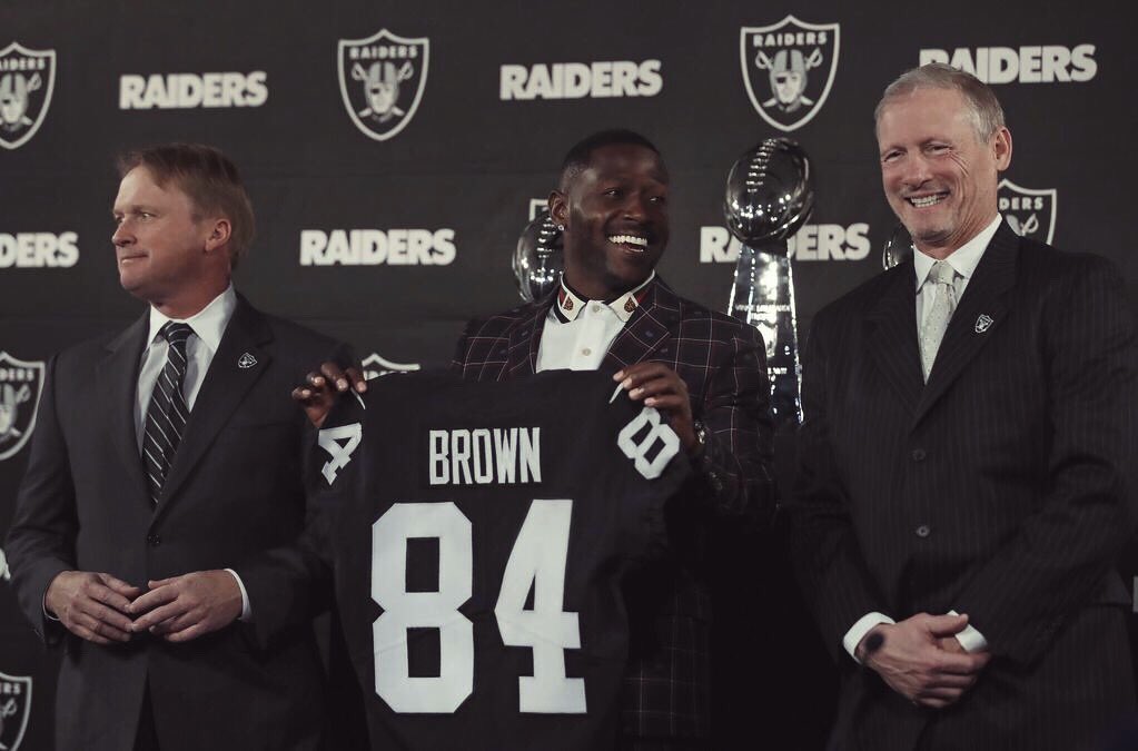 BleacherReport's tweet photo. The newest Raider is all smiles ☠️ https://t.co/t4oVWOMuAq