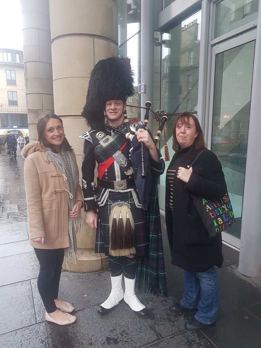 stgeorges_rome's tweet photo. Ms Masterson @masterson_anna (Year 6 Class Teacher) &amp; Ms Odell @fod3 (Senior School English Teacher) representing St George's at the Visible Learning World Conference #vlworld19. As a school we are committed to using educational research to inform practice. https://t.co/esGtGUdKd1