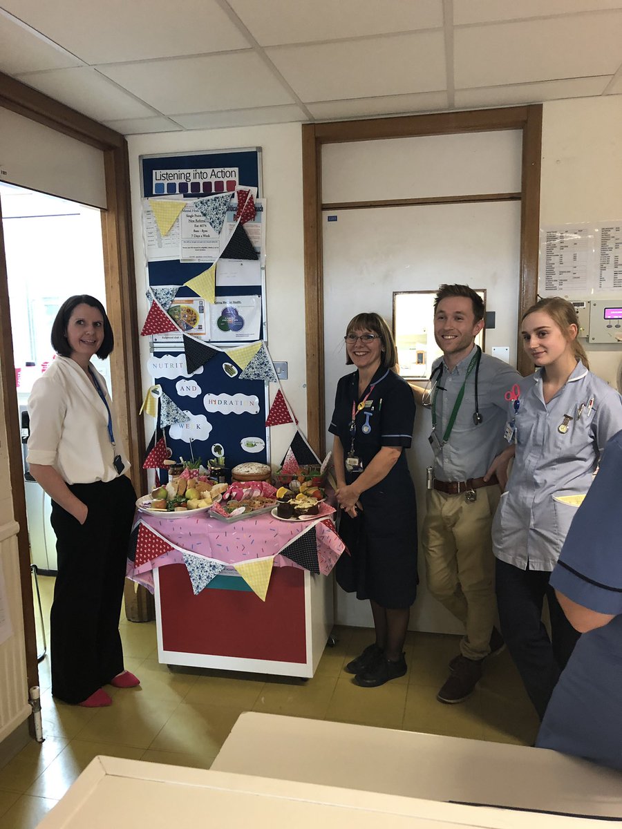 hcdocherty1's tweet photo. What another lovely day for #PHTNHWeek All the teams getting involved in improving #staffwellbeing & reminders for #MarchMUST Some team bonding happening today and great to show @MCubbonNHS & @mckinneyemma the fab #teamsurgery! @CathyLakePHT #proudmatron https://t.co/ID6hVAoQJa