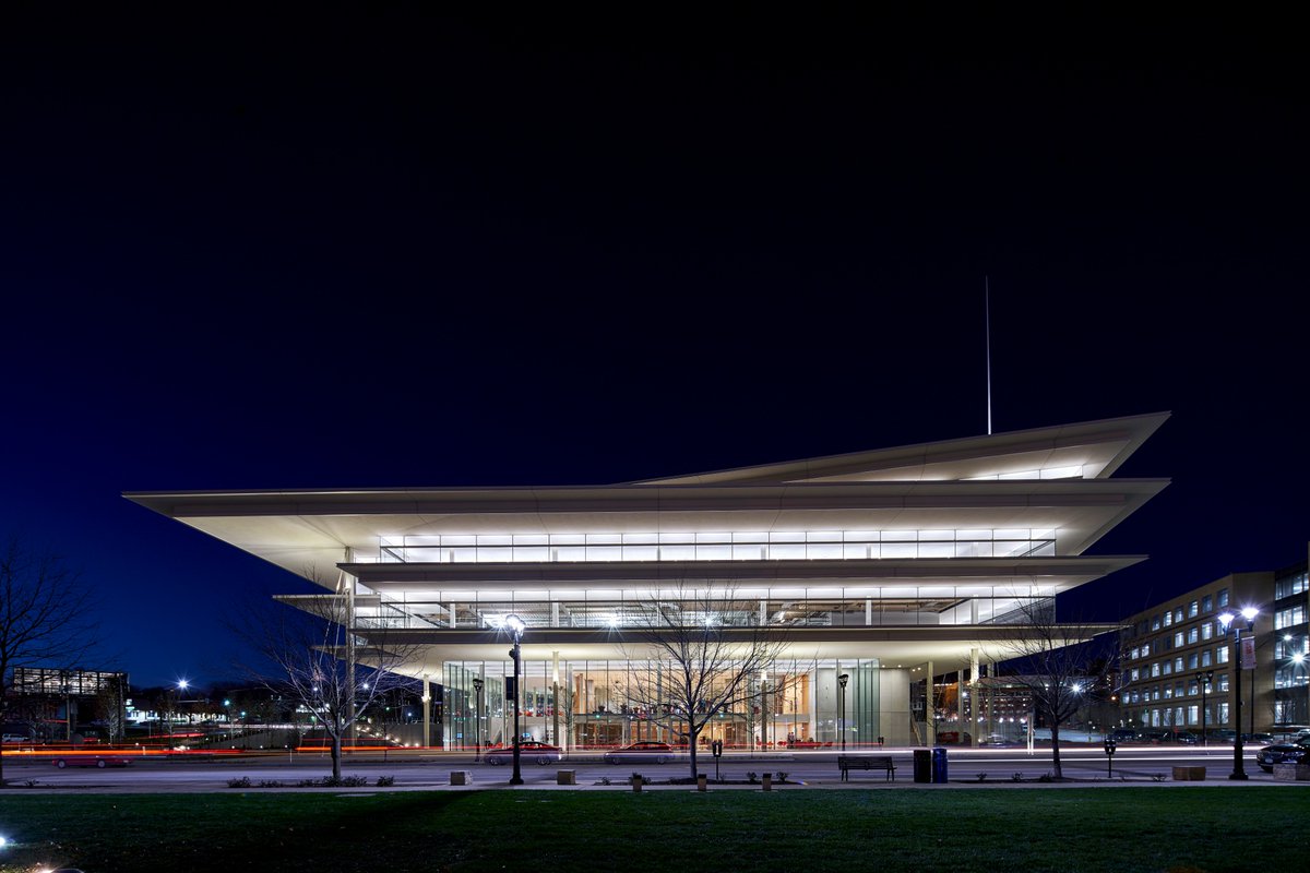 ryancompanies's tweet photo. 160,000 square feet of pure innovation. The new Krause Gateway Center in Downtown Des Moines, IA includes an art gallery, café, surrounding bike trails and outdoor games for all to enjoy. #webuildstories https://t.co/mjaXgN56P7 https://t.co/cn5IIzxmSV