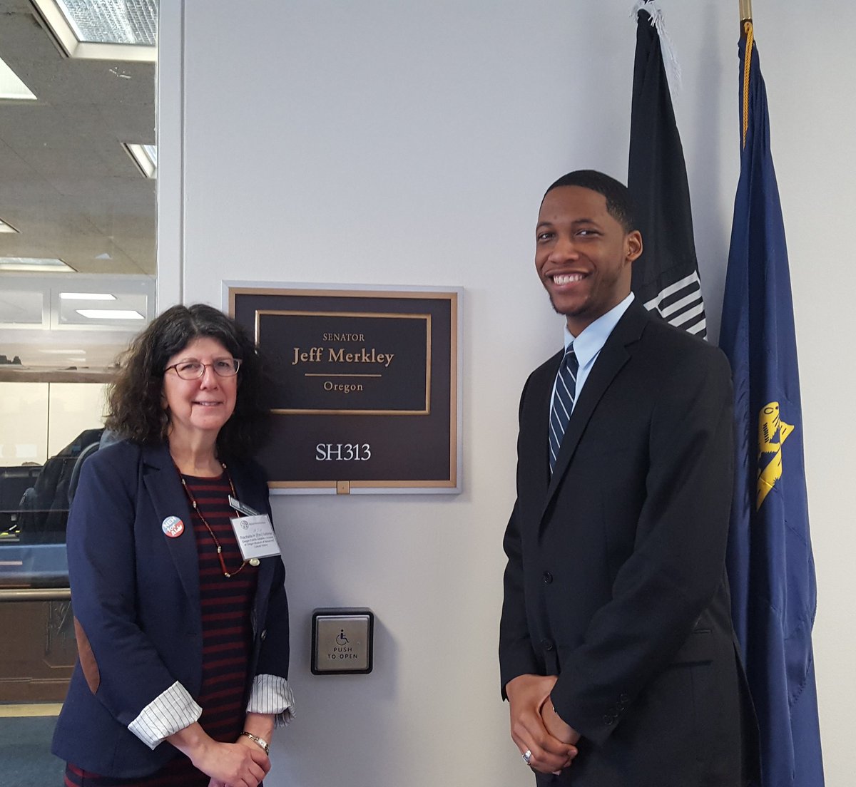 oregonfolklife's tweet photo. Thanks much to @SenJeffMerkley's office for a great meeting about #humanities and #folkarts with Anthony Mitchell. We are so grateful for your support for humanities, arts, museums, and libraries #HAD19 #NEHforAll @HumanitiesAll @NEAarts @uo_humanities @UO_MNCH @uolibraries https://t.co/EHFYCj177L