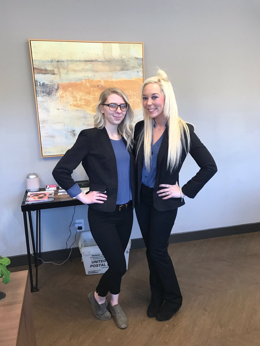 rachelbritney7's tweet image. The other day, me and my best friend randomly matched! 😊

#worklyfe #apartments #workbitch #bestfriends 💜👯‍♀️ @mgizzle7