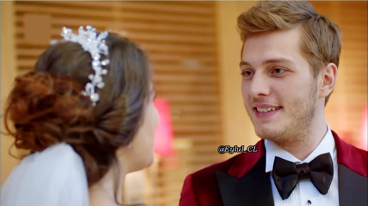Eylul_CL's tweet photo. Este amor es Real @AliComisario_CL ahora es para siempre y por siempre
I love You ♡ 

#EyAl 💕
#HuerfanasGranFinal
#Huerfanas | #KırgınÇiçekler https://t.co/w7E1cu4XuJ
