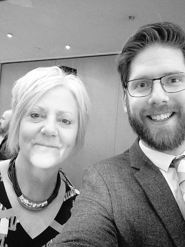 Our very own @Mr_KrisC with  <a href="/InterestlinkB/">InterestLinkBorders</a>. It's a wonderful evening with everyone on the amazing #Table9 #TheFunTable #YLSAwards