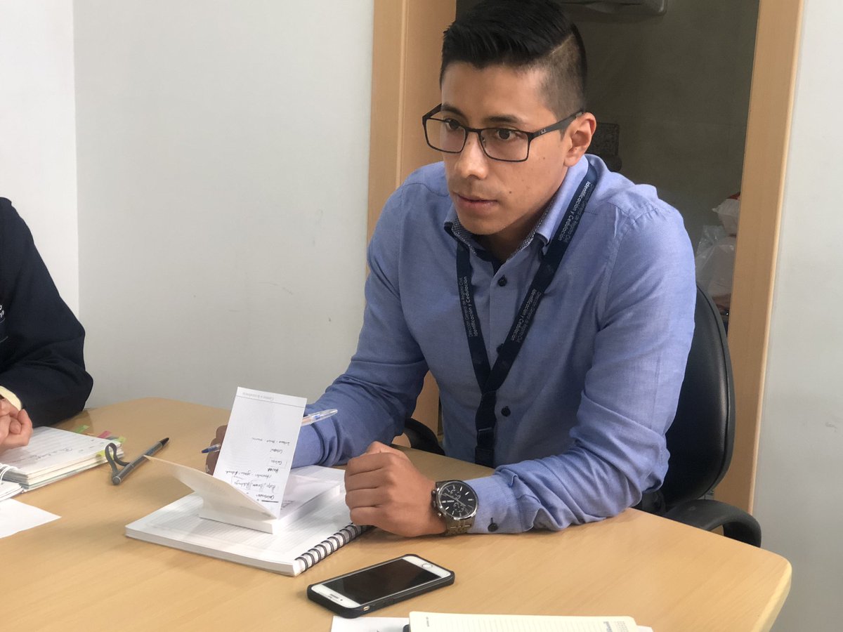 Cz3Alex's tweet photo. EN ESTE MOMENTO| @RegistroCivilec Zona 3, reunión junto con analistas zonales para la planificación estratégica del trabajo conjunto previo a elecciones. #Elecciones2019 #TuCédulaATiempo https://t.co/xjXDwDI5WA