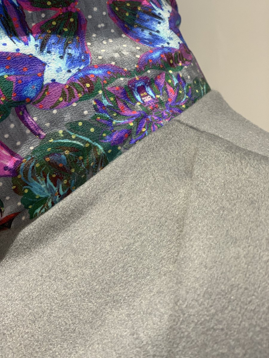 elifkose's tweet photo. @mumpreneursclub Just delivered 3 of these stunning capes that has been designed by #ageofreasonstudios made with #hainsworthpremiumwool very happy with them x #MNCHour https://t.co/XB1bJYu2R2