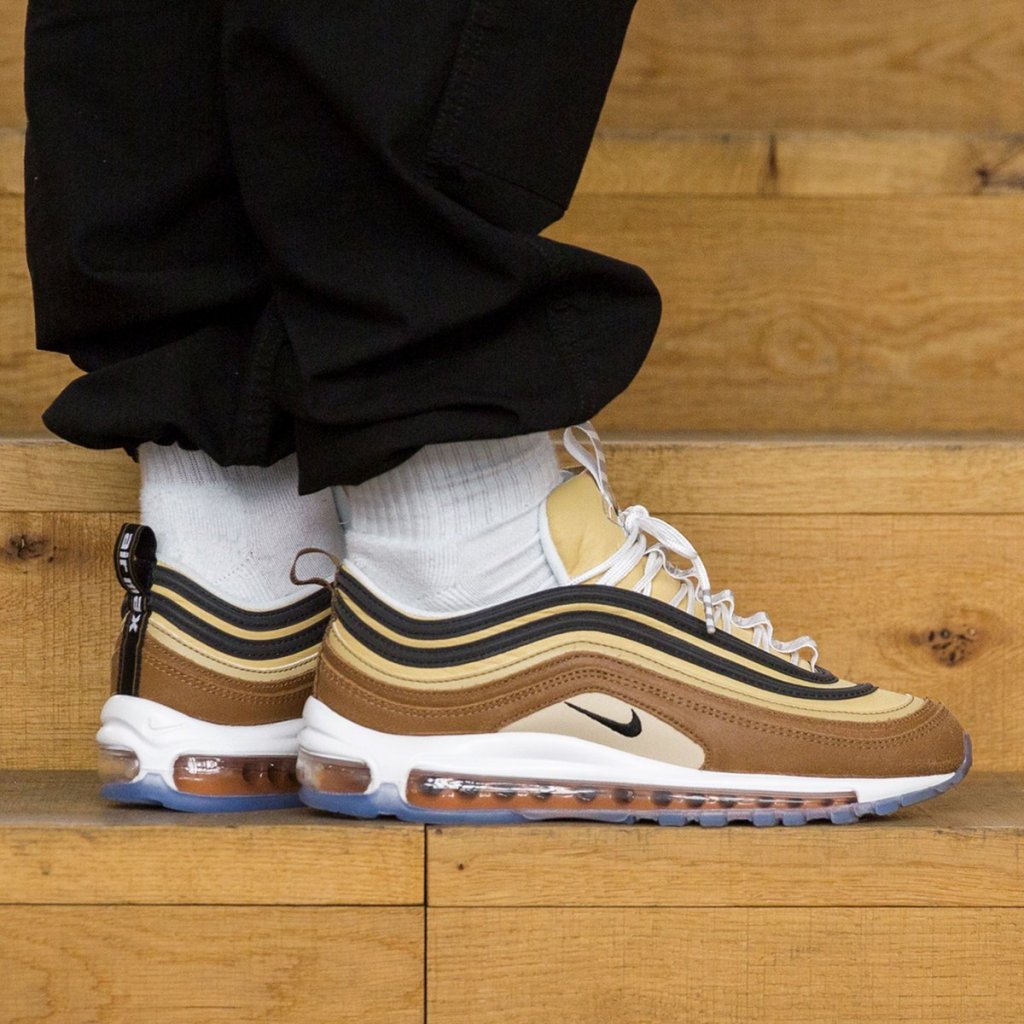 barcode nike air max