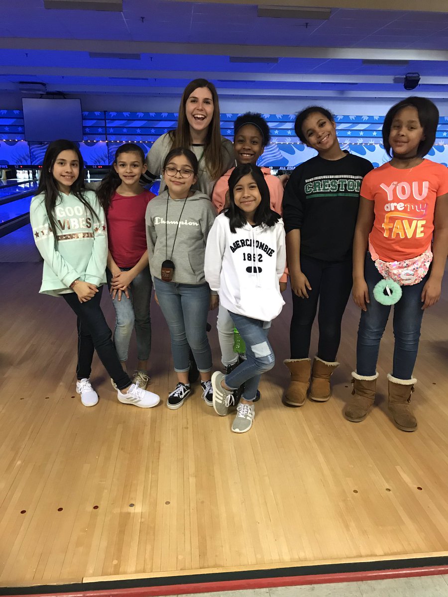 MissSabol's tweet photo. We had a blast at the CORE Plus party celebrating another quarter of awesome behavior.... and lots of our first strikes! A bunch of bowling stars! #ciarocks https://t.co/lwkqGuEcd3