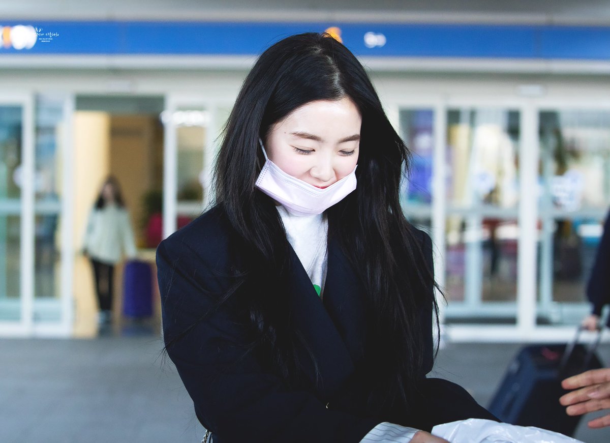 revearchived's tweet photo. 190313 ♡ #아이린 *:･
˗ˏˋ©always0329 ˎˊ˗ https://t.co/6b2RSMzZHo