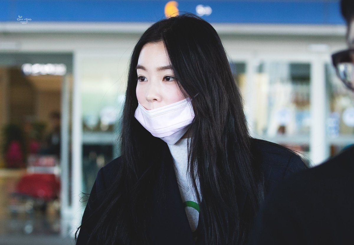 revearchived's tweet photo. 190313 ♡ #아이린 *:･
˗ˏˋ©always0329 ˎˊ˗ https://t.co/6b2RSMzZHo