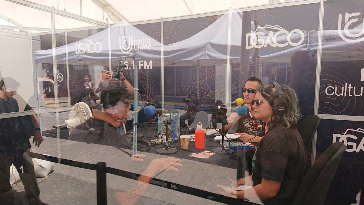 Participando en "Voces en el campus" en Prepa 1