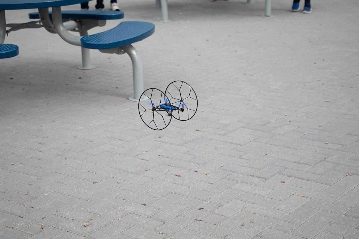 Soon the results for our Carnival #Hackathon <a href="/lyceechicago/">Lycée Français de Chicago</a> Great results, #collaboration, #learningfromfailures, #creativity with #Thymio, #Tynker, <a href="/ParrotEducation/">Parrot Education</a> and awesome team of teacher to help ! #lfcedutech