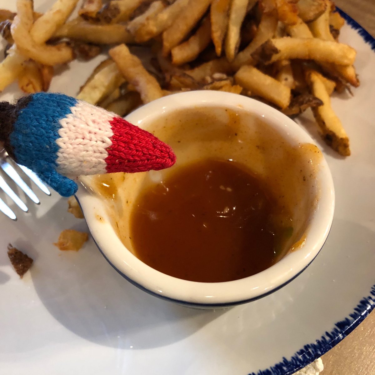 ms_e_cook's tweet photo. Daily Yarnaby the Gnome update: he went for a routine doctor check up (he is in excellent health), he got Swiss Chalet (including treasure chest) for a treat, and is now playing with cars! #yarnabythegnome #sleepover #somanycars https://t.co/gnin4Zwa6e