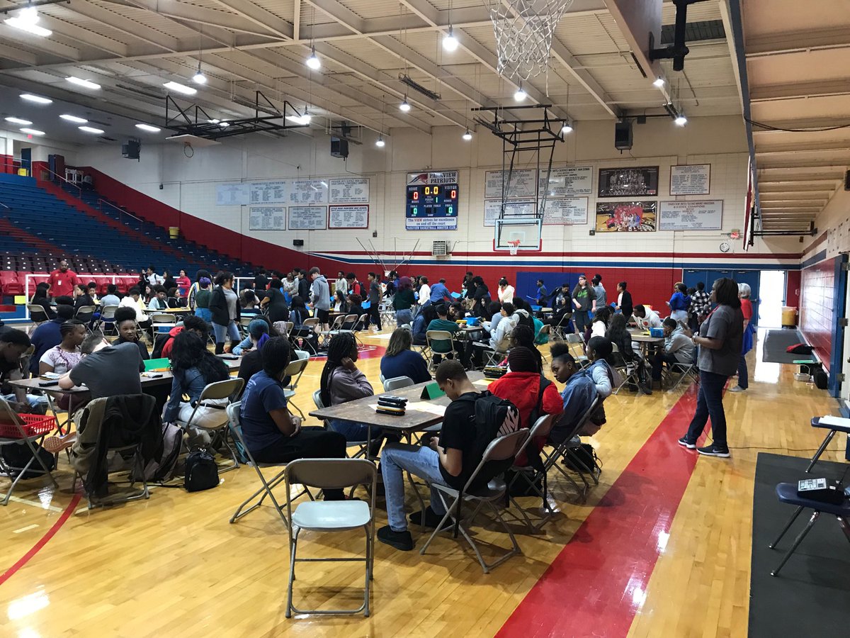 vcmath's tweet photo. Enjoyed helping the #ParkviewMathDepartment facilitate Math Review Stations for all 9th and 10th grade students. The most powerful part was the debrief session by the teachers in between sessions. Great collaboration! ⁦@lrsd⁩ ⁦@LRSD_Math_Dept⁩ ⁦@MichaelPoore1⁩ https://t.co/wNkvuOfokf