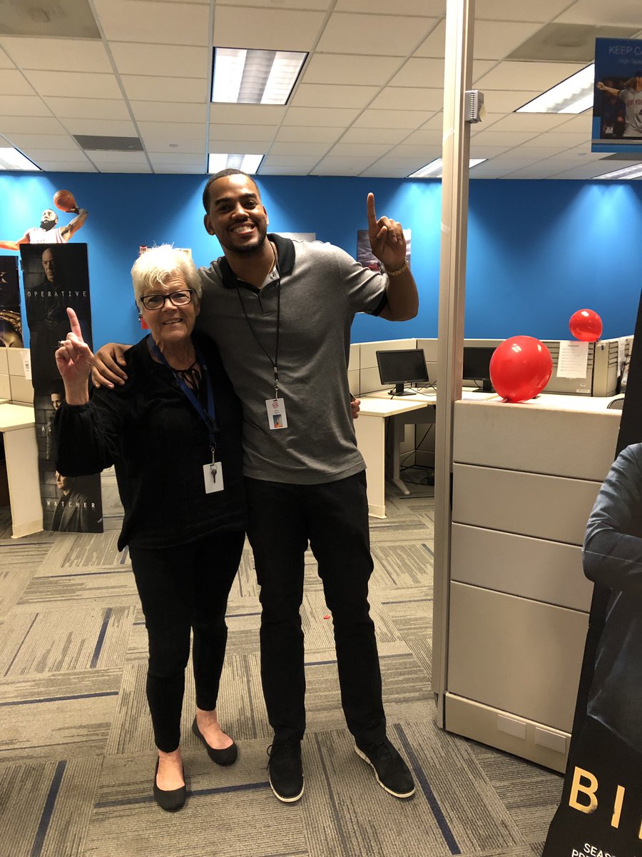 sgsatt's tweet photo. Ms. Dianne won the VOC drawing for having 100% VOC!! @jesscee01 @ATT_JeffWhite @ChericeHawkins @Marc_GoSteelers @Y34Thomas https://t.co/ZSMaqrR53O