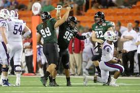 SolatoaMoeai's tweet photo. Truly honored and blessed to have received an offer from the place I call HOME! Huge Mahalos to @CoachStutzmann and the rest of the UH staff! #GoBows 🌈 #55block _\,,/ https://t.co/1WTO3QiI40