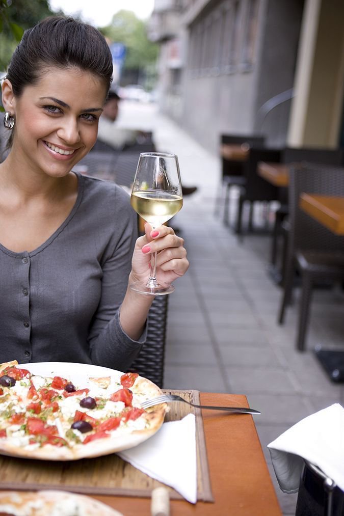 “Poor knowledge of the #glutenfree diet and poor psychological wellbeing were linked to inadequate adherence to the diet.” buff.ly/2AASYu5