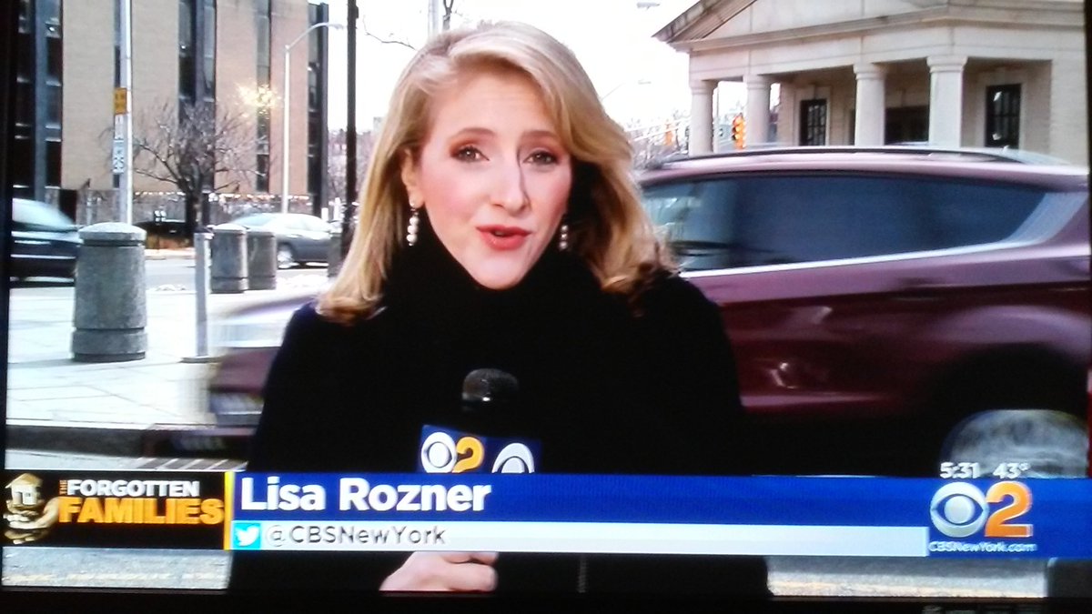 pkchin888's tweet photo. #Mar13th #WonderfulWednesday 5pm @LisaRoznerTV Lisa "Boss Lady"Rozner follow up on #ForgottenFamilies #CBS2ExclusiveReport #CrookedLandlords paid over $40k on unlivable , violation filled rentals @CBSNewYork . I hope @NYGovCuomo Andrew can sue for #TaxPayers money bk,since the https://t.co/F6bDmoDhou