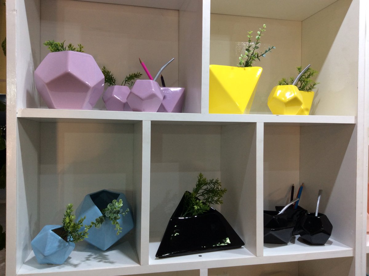 expopresentes's tweet photo. Acá va una muestra de lo próximo que podrás tener en tu #vidriera. En #ExpoPresentes podés encontrar las últimas tendencias en #deco e #iluminación.

¡No te la pierdas! Hasta el 16 de marzo en @LaRural_BsAs 
🔸miércoles, jueves y viernes: 10hs a 20hs.
🔸sábado: 10hs a 18hs. https://t.co/KG2ljSv5vv