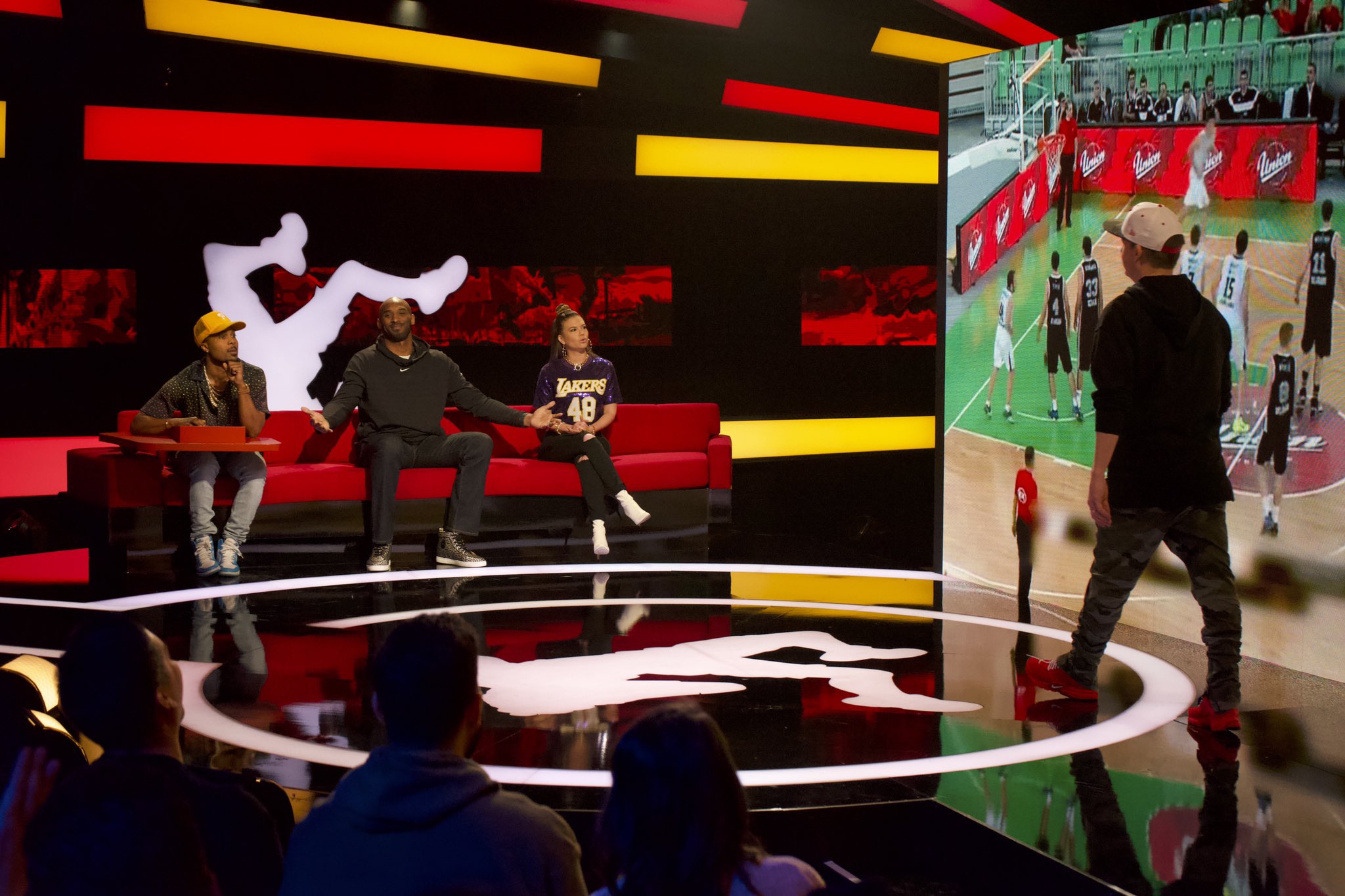 Rob Dyrdek on X Tonight basketball superstar Oscar winner and author kobebryant takes over ridiculousness for a special one hour episode Be sure to pre order his new book The Wizenard Series it