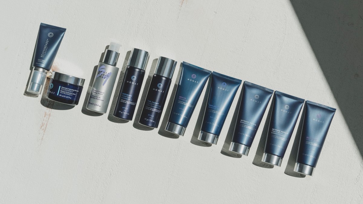 MONATOfficial's tweet image. Have the CHAMP in your corner wherever you go with this travel sized version, perfect for tossing in your purse or keeping at your desk. 💁‍♀️
⏳Sale ends tomorrow, shop now: bit.ly/2tothcS