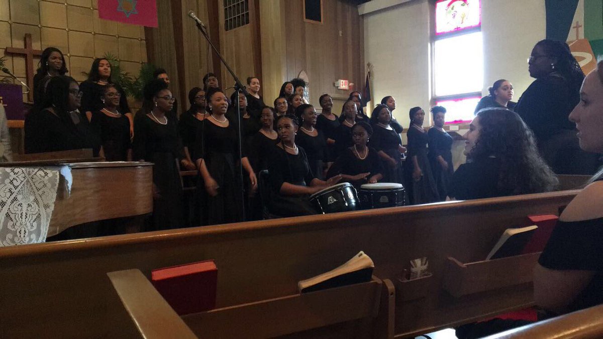bw_treblechoir's tweet photo. We are getting ready! there is still time to get to the methodist church on Clark in Cleveland! https://t.co/v3X4eCAoxv