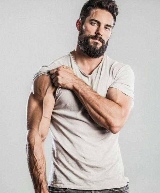AHFitnessUS's tweet photo. Fitness motivation for your Wednesday!
#FitnessMotivation #Fitness #gym #gymtime #liftislife #lift #fitnessmodel #muscles #muscular https://t.co/e9J2DBjTi5