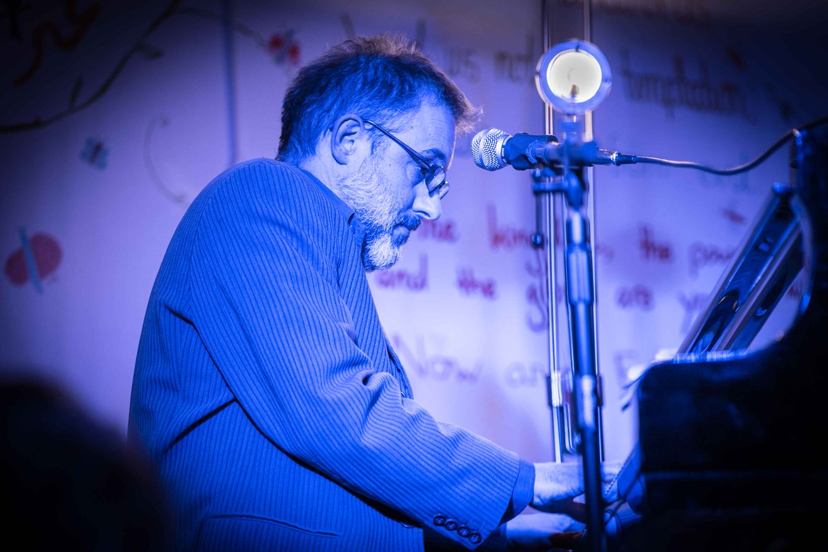 Dannydudlow's tweet photo. Had some fun last week playing some #boogiewoogie at St Stephen's School at a fundraiser for their new #piano from the @PianoShopBath. Thanks to @LydiaBoothPhoto for the photos. https://t.co/6f1jremMet