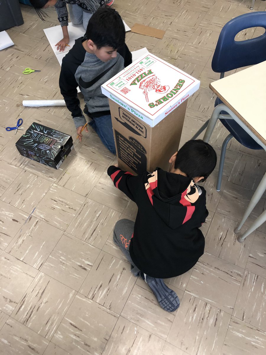 VVGrade3SP's tweet image. And we’re off! Today we continued our journey through India by beginning to construct our traditional Indian Instruments! We are getting so excited to show them off at next week’s Student Led Conferences with our parents! 😍 #SLC #Grade3 #ScienceProgram #LetsGetMessy