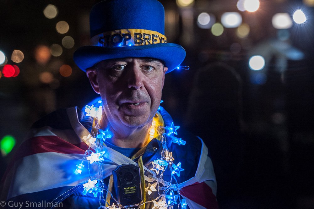 GuySmallman's tweet photo. Two nights outside Parliament &amp; I've lost the will to live. Two whole years of being bombarded by rival sets of propaganda by two different kinds of parasite while we see massive spikes in poverty &amp; homelessness to name but two...
#BrexitChaos #BrexitEmbarrassment #BrexitVote https://t.co/TW4tbbRfd6