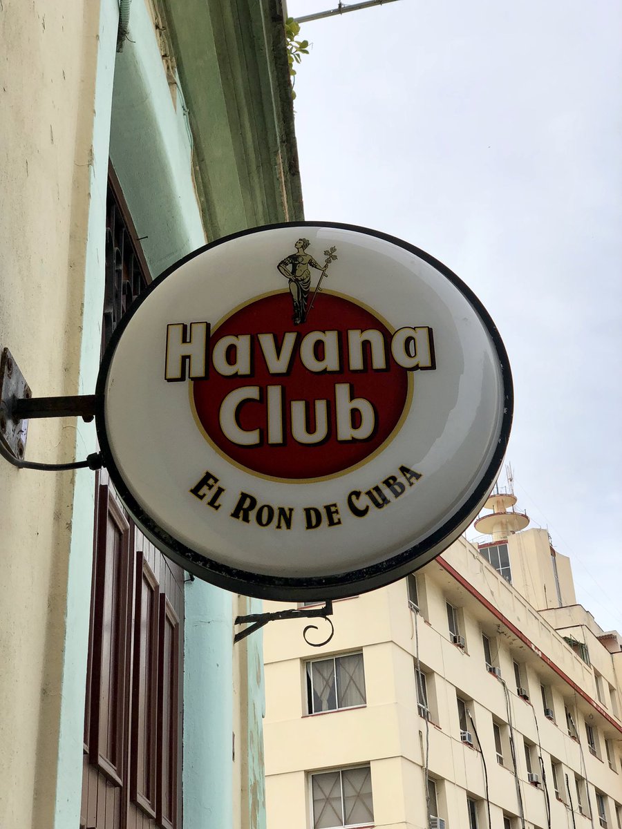 Martinez14Jc's tweet photo. 🇨🇺 #Habana #tropicallife #Vacations #firstmojito #Cuba https://t.co/ynbUzJZYTz