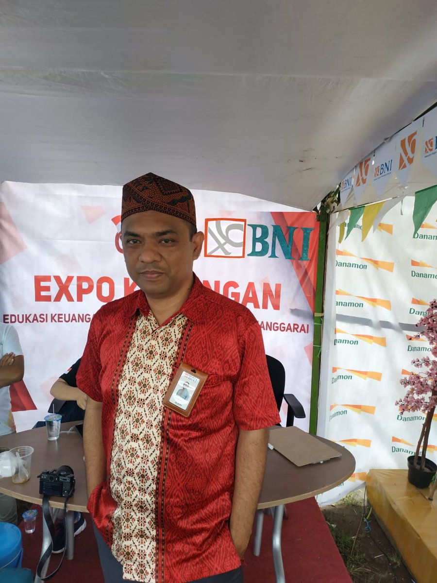 papakingsofking's tweet image. 